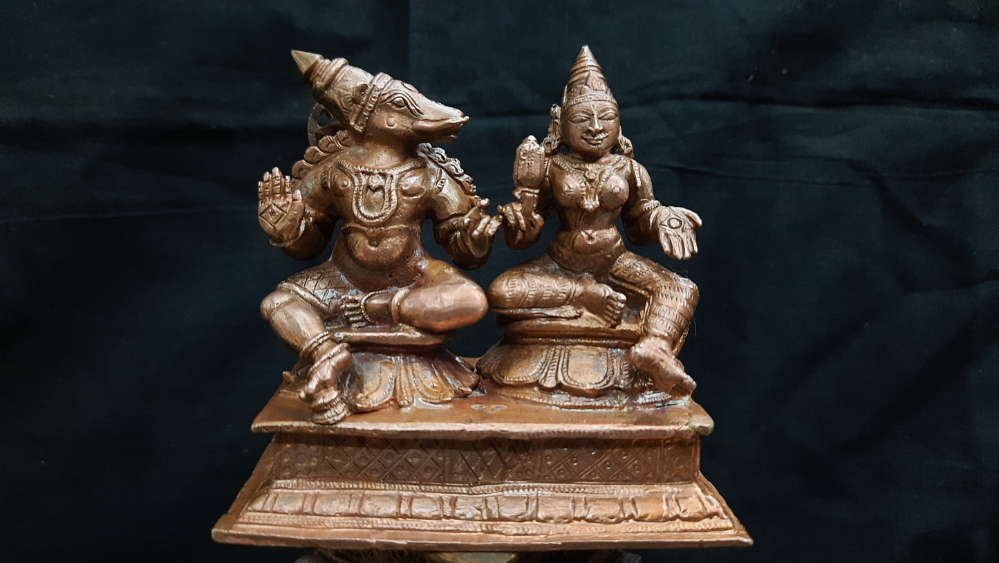 Bhoo Varaghar and  Lakshmi 3.3 inches