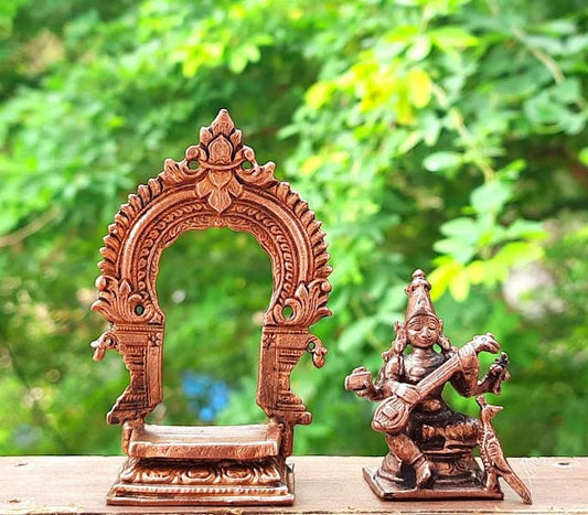 Saraswathi with Prabhavalli , 3.3 inches